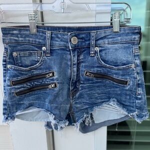 American Eagle Super Stretch Hi- Rise Shortie Blue Denim Shorts Size 6